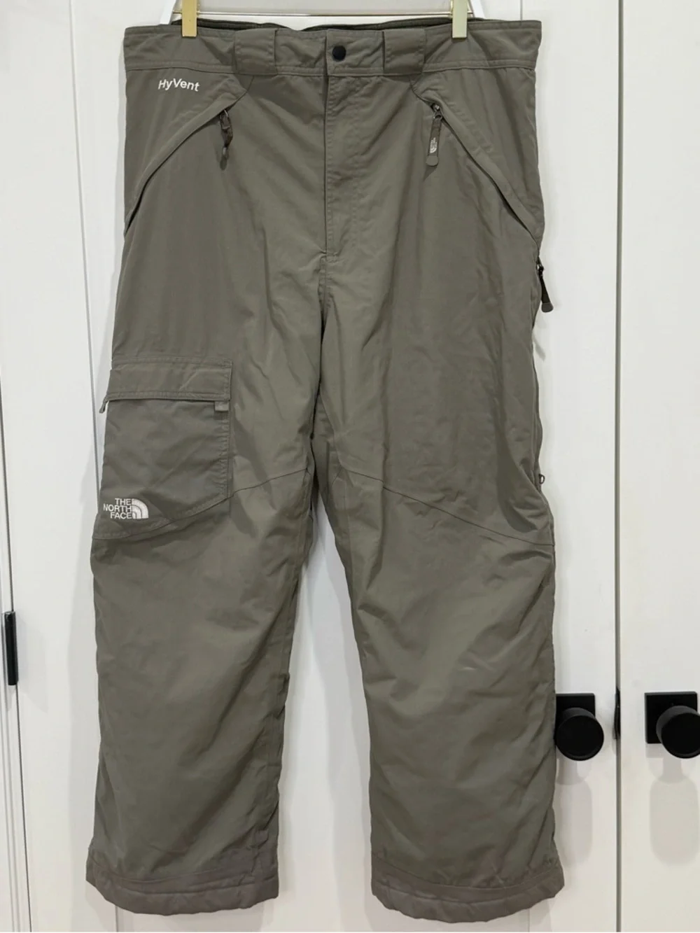 The North Face Hyvent Ski Pants Men’s XL Gray Waterproof Snowboard Outdoor Cargo